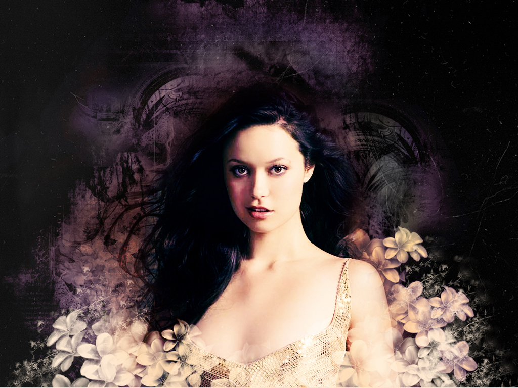 Another Summer Glau Wallpaper