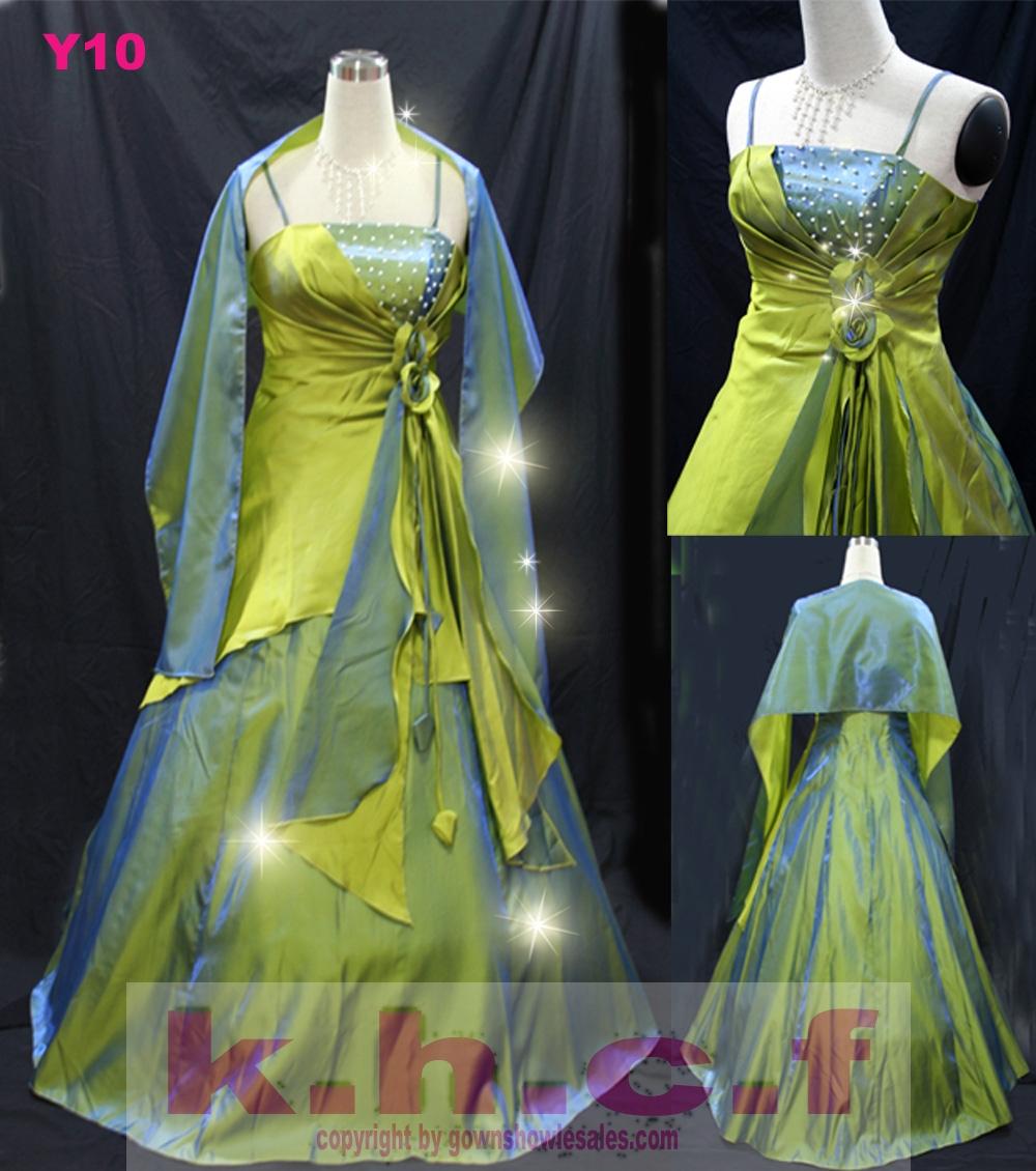 Kaylee's Wedding Gown... What were they thinking?!??