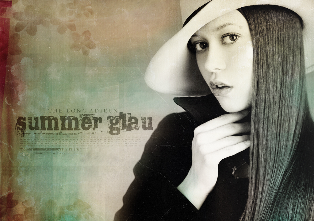 Summer Glau Wallpaper