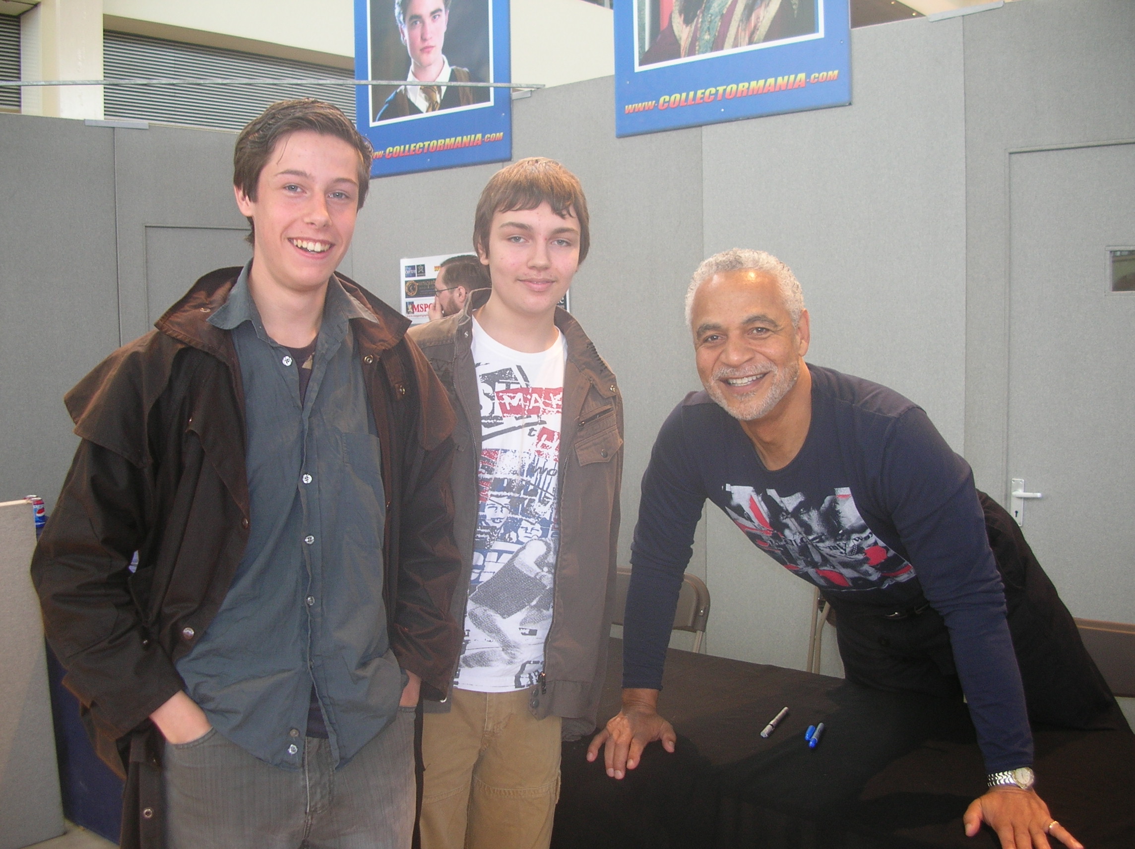 Collectormania 9 Ron Glass